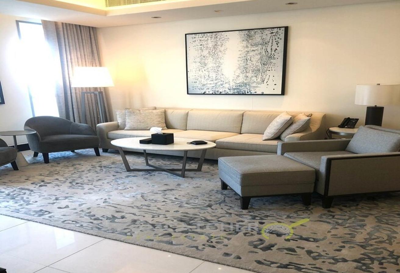 Apartamento de 1 dormitorio en Dubai, UAE No. 1402