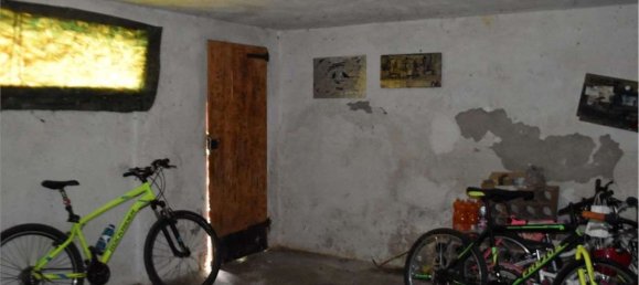 7-salle Appartement à Cazzano Sant'Andrea, Italy No. 187728 6