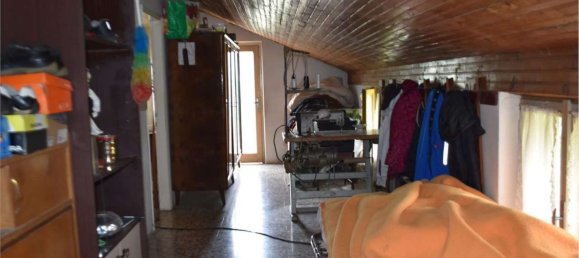 7-salle Appartement à Cazzano Sant'Andrea, Italy No. 187728 11