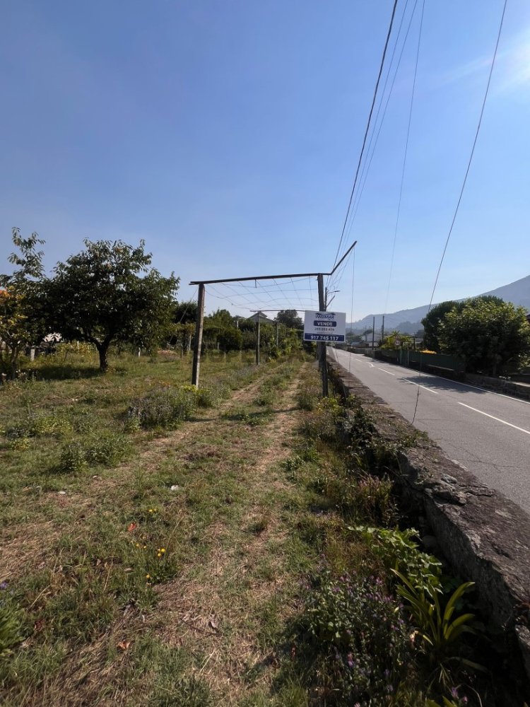  Land in Amares, Portugal No. 244568