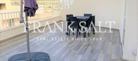 1 غرف نوم بانتهاوس في Hamrun, Malta رقم 4730 6