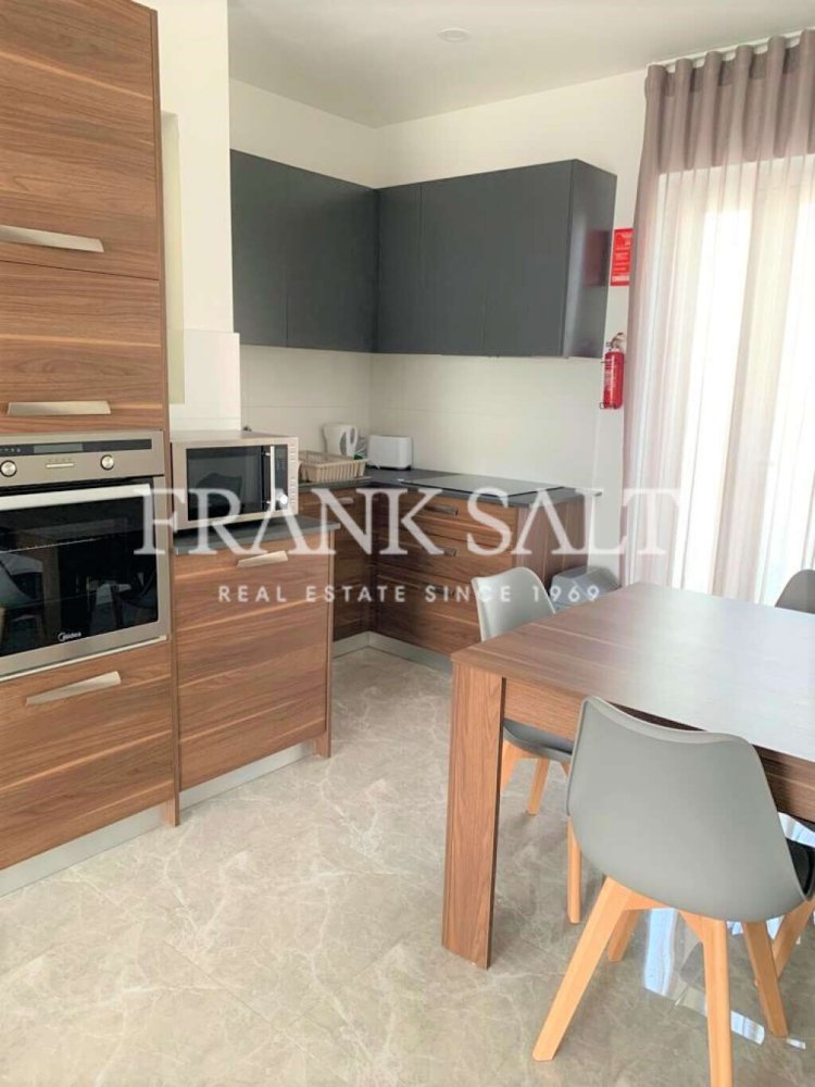 1 غرف نوم بانتهاوس في Hamrun, Malta رقم 4730