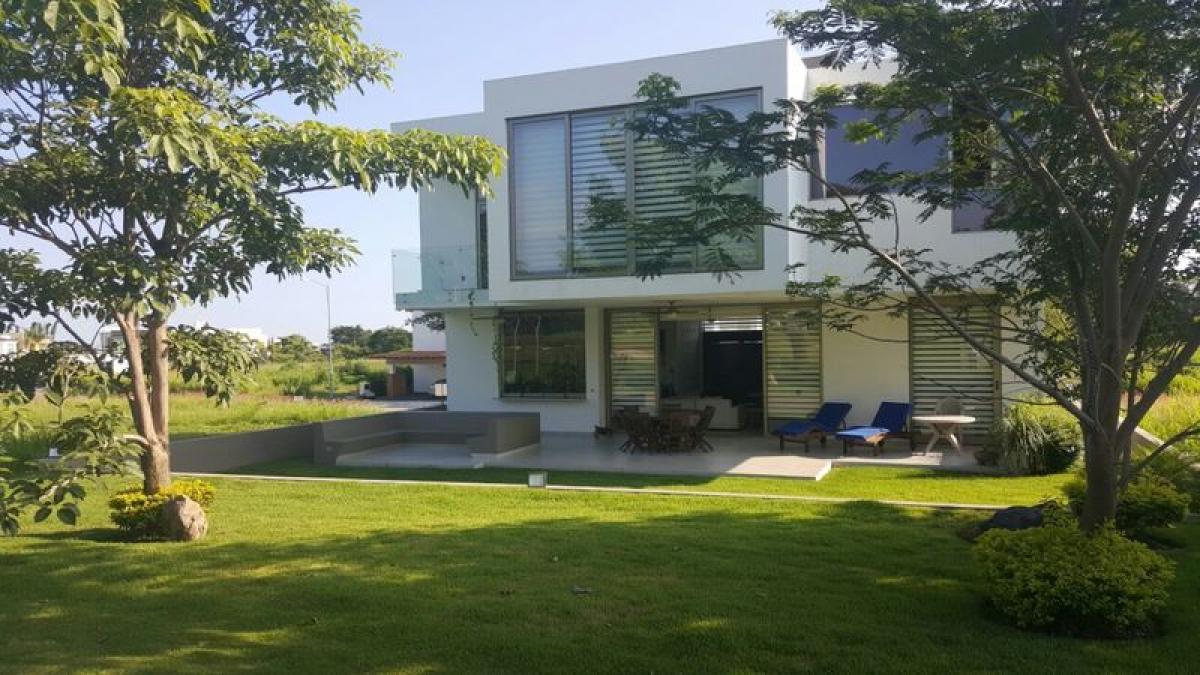 4 bedrooms House in Colima, Mexico No. 156171