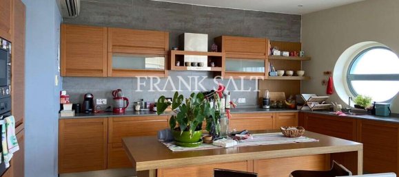 3 Schlafzimmer Wohnung in Sliema, Malta, Nr. 9981 2