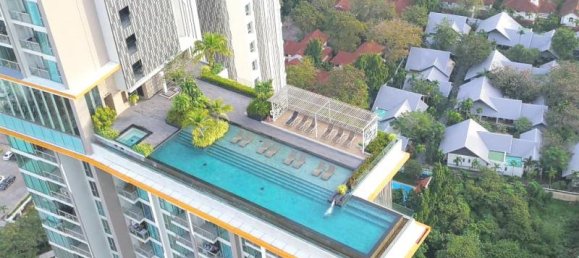 1 bedroom Condo in Pattaya, Thailand No. 202 2