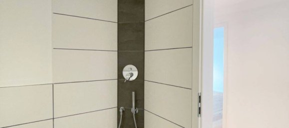 Квартира с 2 комнатами в Штутгарт, Германия № 115830 7