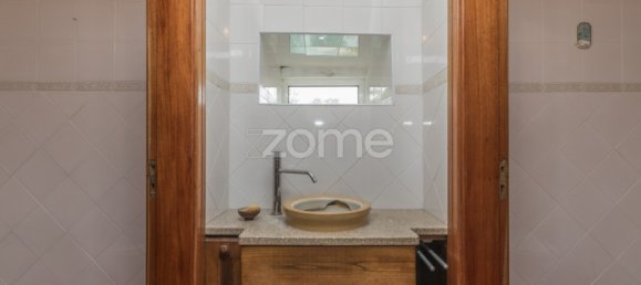 5 bedrooms House in Lousa, Portugal No. 16190 46