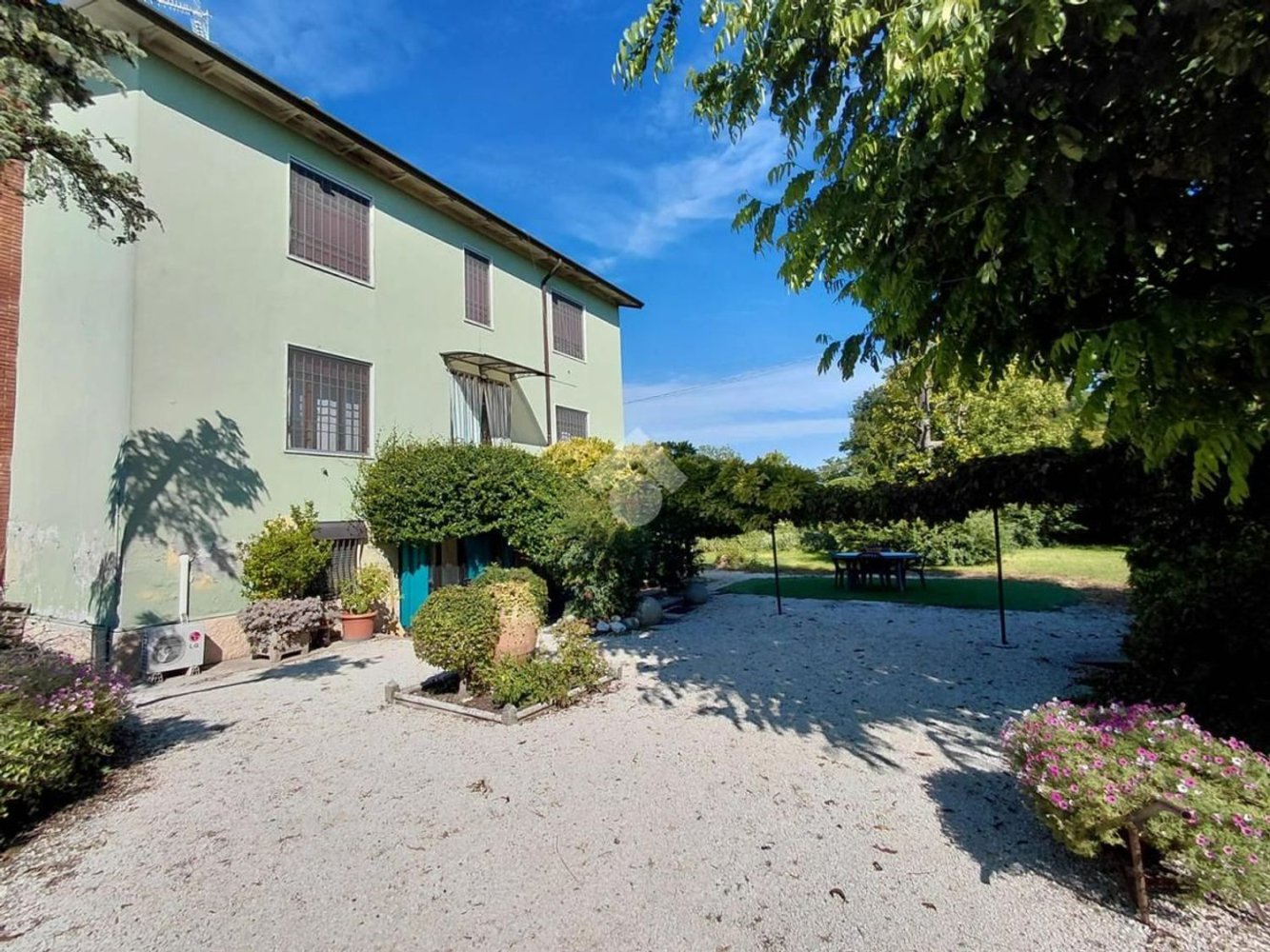 4 غرف نوم فيلا في Fiesse, Italy رقم 361363