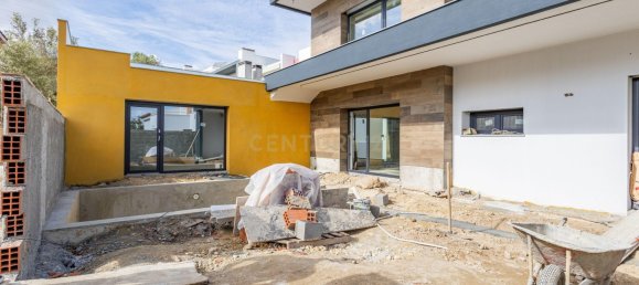 5 bedrooms Villa in Loures, Portugal No. 127244 10