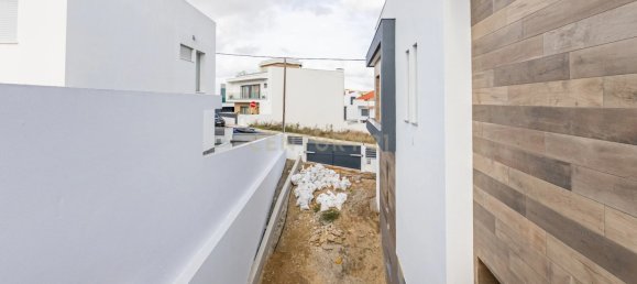 5 bedrooms Villa in Loures, Portugal No. 127244 32