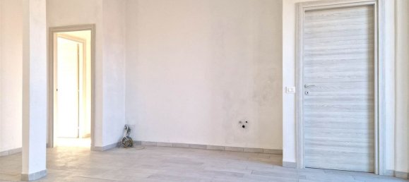 5 rooms Apartment in Rosignano Marittimo, Italy No. 137190 4