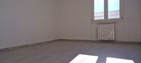 5 rooms Apartment in Rosignano Marittimo, Italy No. 137190 18