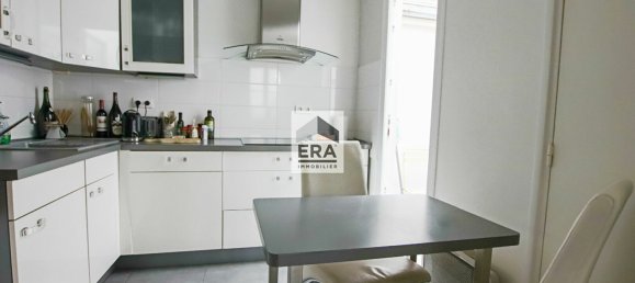 2 bedrooms Apartment in Paris, France No. 177791 5
