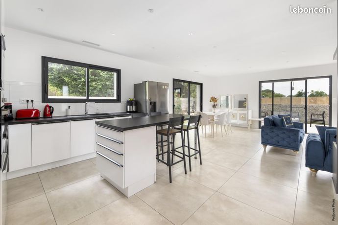 3 bedrooms House in Tarn, France No. 300384