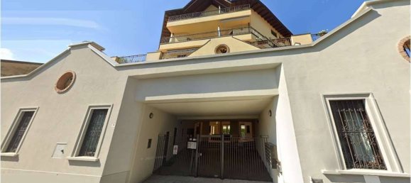 2 Schlafzimmer Wohnung in Legnano, Italy, Nr. 182932 2