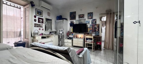 1 bedroom Apartment in Naples, Italy No. 329711 13