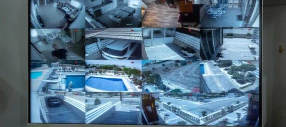 4 bedrooms House in Pyla, Cyprus No. 7418 2