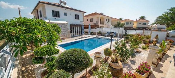 4 bedrooms House in Pyla, Cyprus No. 7418 6