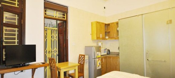 Studio in Tay Ho, Vietnam No. 5330 2