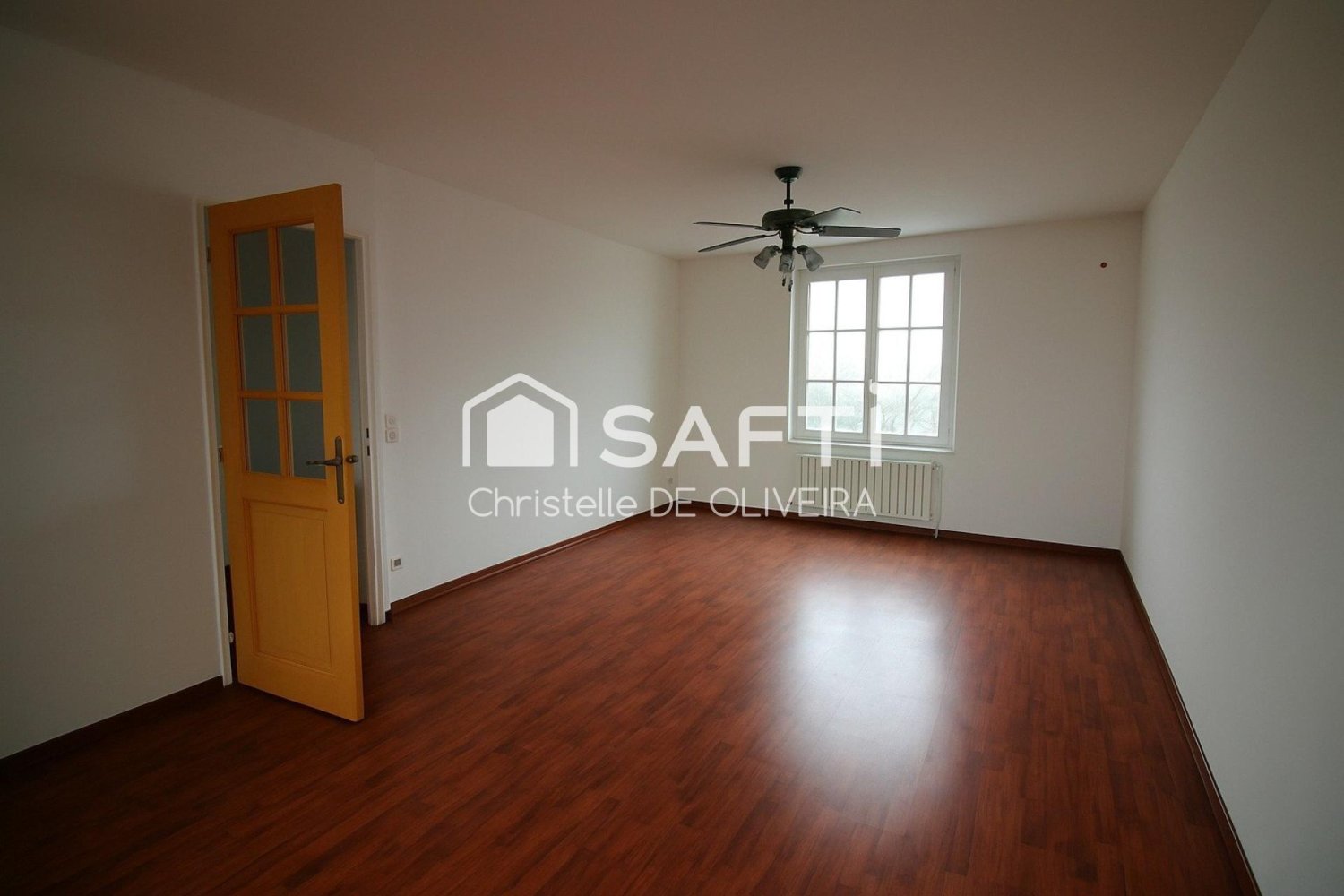 4 غرف نوم شقة في Soissons, France رقم 233537