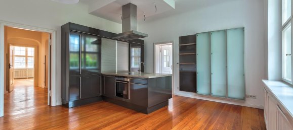 Здание с 8 спальнями в Николасзе, Германия № 27265 7