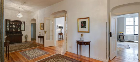 Здание с 8 спальнями в Николасзе, Германия № 27265 4