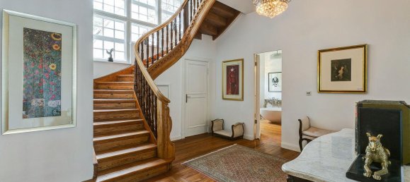 Здание с 8 спальнями в Николасзе, Германия № 27265 3