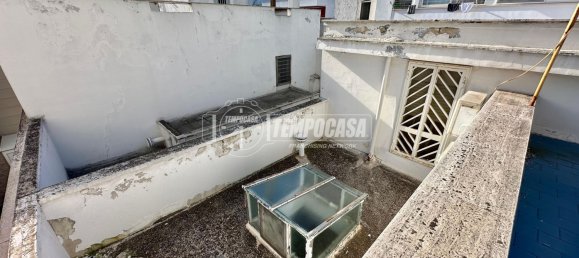 1 bedroom House in Valenzano, Italy No. 79356 6