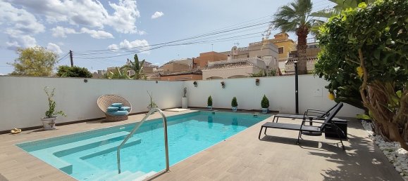 3 bedrooms Villa in Alicante, Spain No. 10637 26