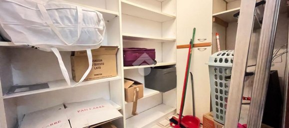 4 rooms Apartment in Rome, Italy No. 131560 8