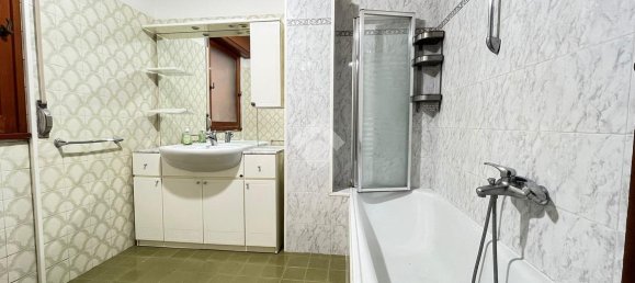 4 rooms Apartment in Rome, Italy No. 131560 19