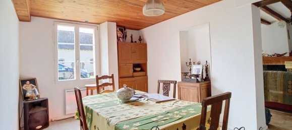 Casa de 3 dormitorios en Saint-Martin-des-Bois, France No. 59053 12