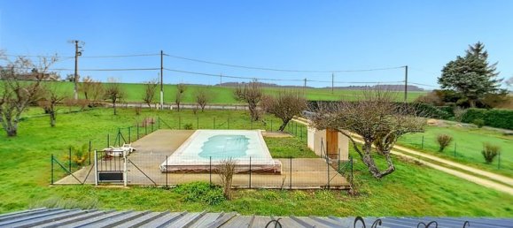 Casa de 3 dormitorios en Saint-Martin-des-Bois, France No. 59053 14