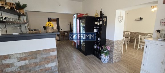 Gewerbliche Immobilie in Ladispoli, Italy 135m², Nr. 260927 30