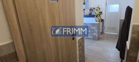 Gewerbliche Immobilie in Ladispoli, Italy 135m², Nr. 260927 22