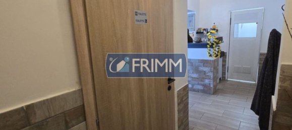 Gewerbliche Immobilie in Ladispoli, Italy 135m², Nr. 260927 19