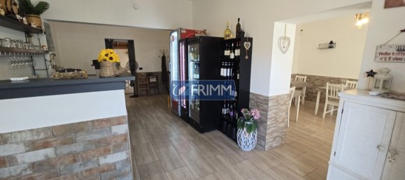 Gewerbliche Immobilie in Ladispoli, Italy 135m², Nr. 260927 28