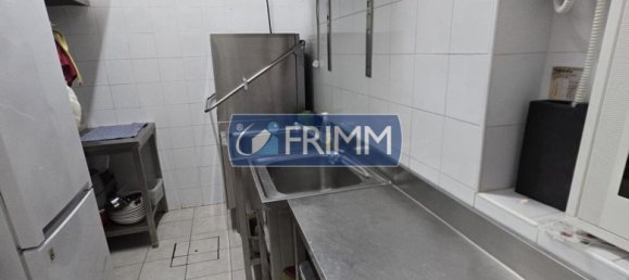 Gewerbliche Immobilie in Ladispoli, Italy 135m², Nr. 260927 49