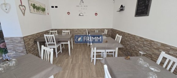 Gewerbliche Immobilie in Ladispoli, Italy 135m², Nr. 260927 2