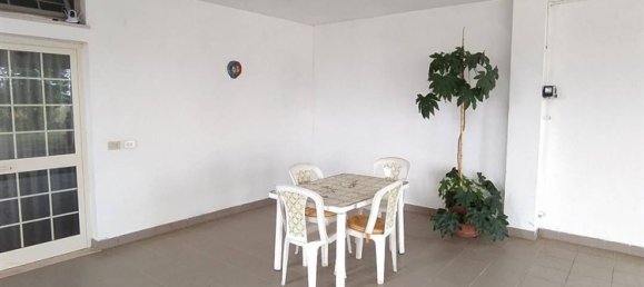 Квартира с 2 комнатами в Кастель Френтано, Италия № 89999 7