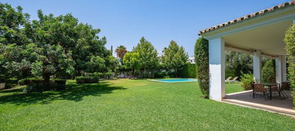 6 bedrooms Villa in Marbella, Spain No. 127832 5