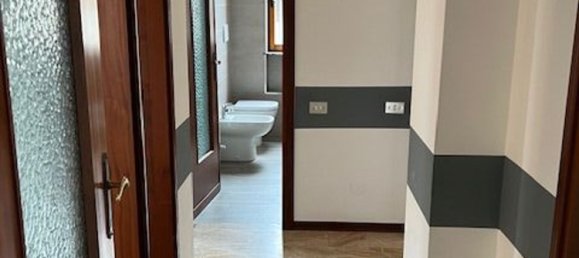 4 rooms Apartment in Piacenza, Italy No. 204507 8
