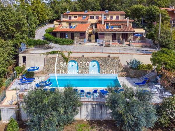 8 غرف نوم فيلا في Pistoia, Italy رقم 196309