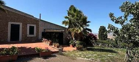 4-Zimmer Villa in Caltanissetta, Italy, Nr. 169979 2