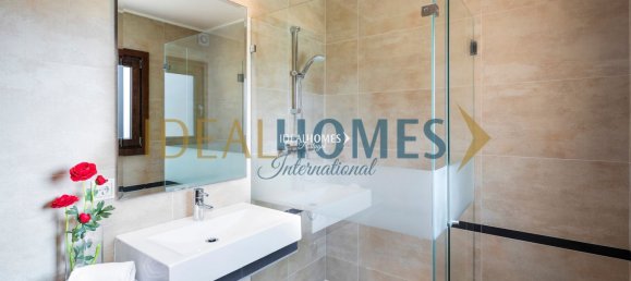 2 bedrooms House in Lagoa, Portugal No. 97029 3