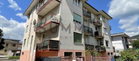 3-salle Appartement à Schio, Italy No. 269198 2