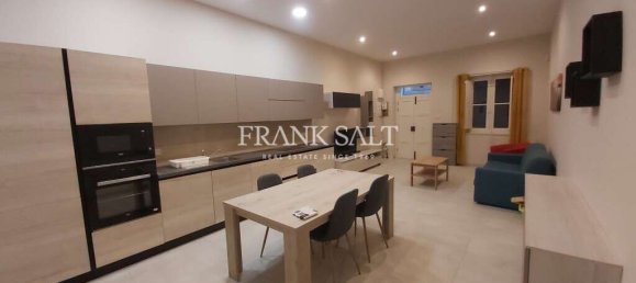 2 Schlafzimmer Maisonette-Wohnung in Sliema, Malta, Nr. 9749 3