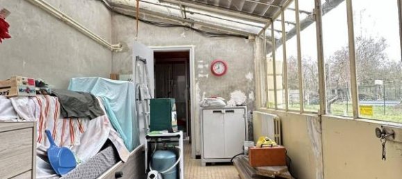 2 bedrooms House in Laon, France No. 81748 7