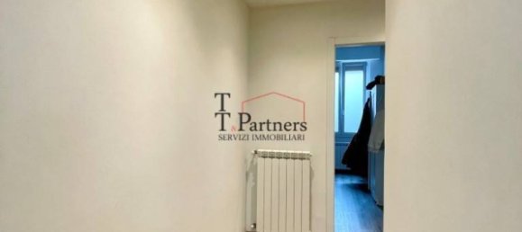 Apartamento T2 em Sesto Fiorentino, Italy N.º 305086 7