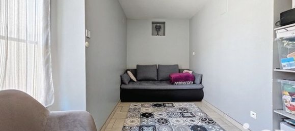 Casa de 3 dormitorios en Migennes, France No. 360377 8